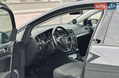 Універсал Volkswagen Golf 2020 в 