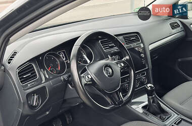 Універсал Volkswagen Golf 2020 в 