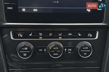 Універсал Volkswagen Golf 2020 в 