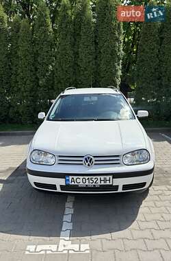 Універсал Volkswagen Golf 2003 в Луцьку