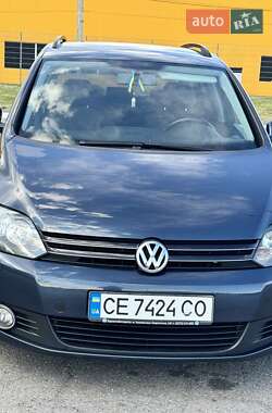 Хетчбек Volkswagen Golf 2012 в Чернівцях