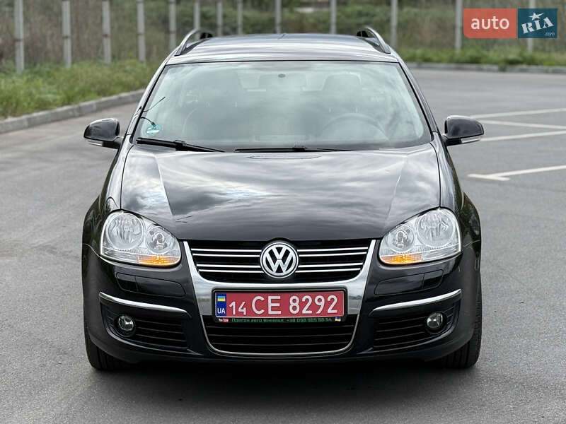 Універсал Volkswagen Golf 2009 в Вінниці