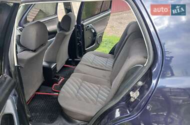 Хэтчбек Volkswagen Golf 1993 в 