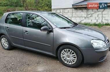 Хетчбек Volkswagen Golf 2007 в 