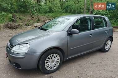Хетчбек Volkswagen Golf 2007 в 