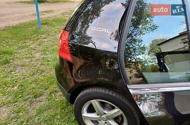 Хетчбек Volkswagen Golf 2006 в 