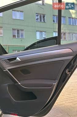 Універсал Volkswagen Golf 2019 в 