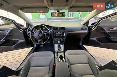 Універсал Volkswagen Golf 2019 в 