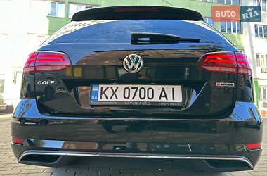 Універсал Volkswagen Golf 2019 в 