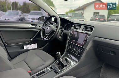 Універсал Volkswagen Golf 2017 в 