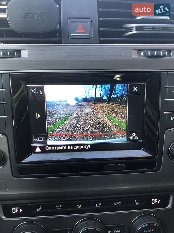 Універсал Volkswagen Golf 2013 в Чернівцях