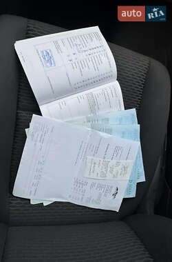 Хетчбек Volkswagen Golf 2011 в 