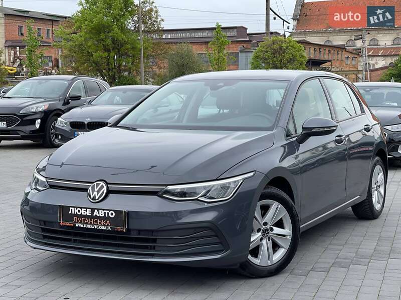 Хэтчбек Volkswagen Golf 2020 в 