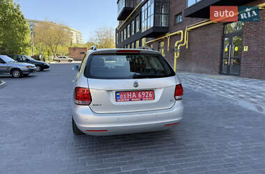 Універсал Volkswagen Golf 2010 в 