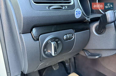 Універсал Volkswagen Golf 2010 в 