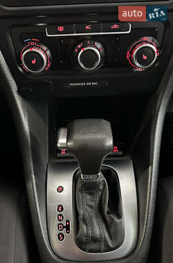 Універсал Volkswagen Golf 2010 в 