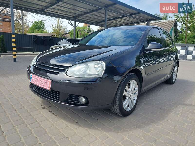 Хэтчбек Volkswagen Golf 2007 в 