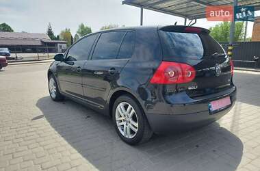 Хэтчбек Volkswagen Golf 2007 в 