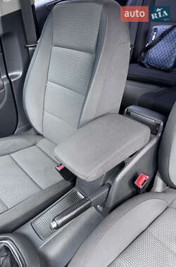 Хетчбек Volkswagen Golf 2010 в 