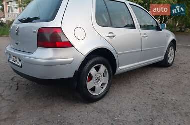 Хэтчбек Volkswagen Golf 1998 в 
