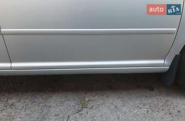 Хэтчбек Volkswagen Golf 1998 в 