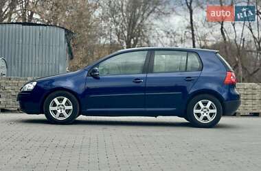 Хэтчбек Volkswagen Golf 2006 в 