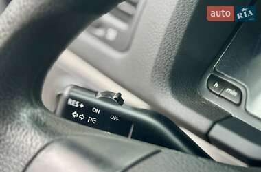Хэтчбек Volkswagen Golf 2006 в 