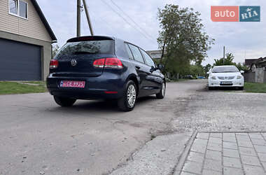 Хетчбек Volkswagen Golf 2010 в 