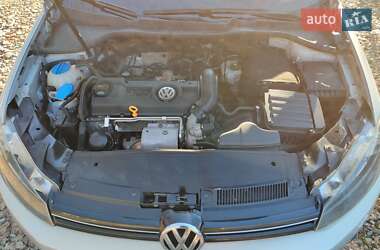 Універсал Volkswagen Golf 2010 в 