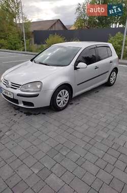 Хетчбек Volkswagen Golf 2004 в Самборі
