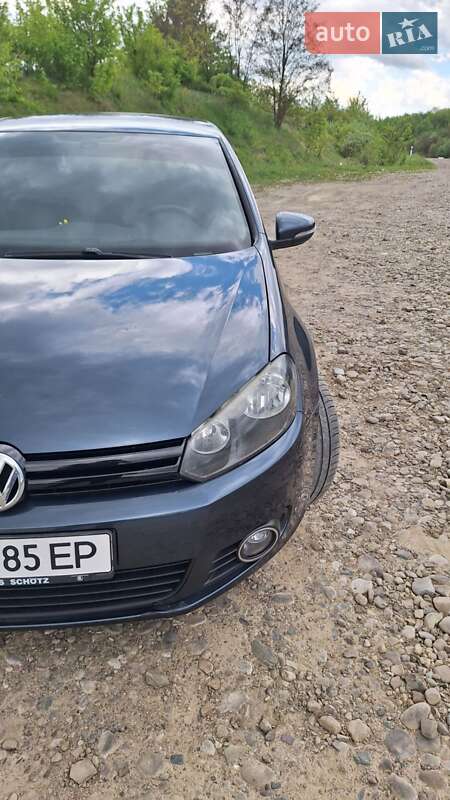 Хетчбек Volkswagen Golf 2009 в Надвірній