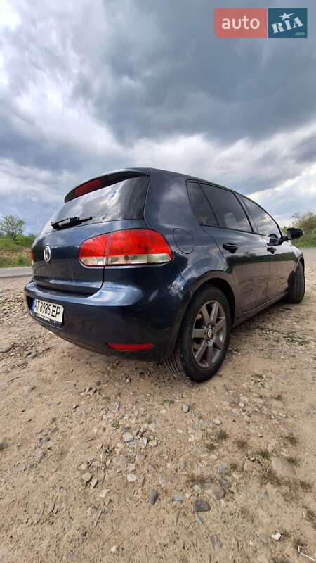 Хетчбек Volkswagen Golf 2009 в Надвірній