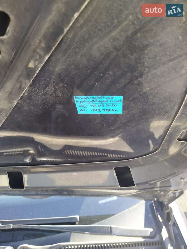 Хетчбек Volkswagen Golf 2009 в Надвірній
