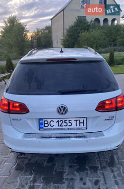 Универсал Volkswagen Golf 2015 в 