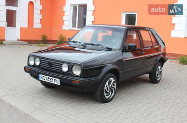 Хэтчбек Volkswagen Golf 1988 в 