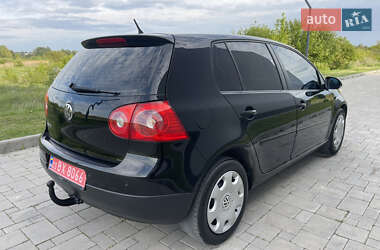 Хэтчбек Volkswagen Golf 2008 в 