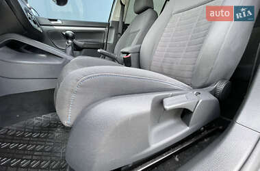 Хэтчбек Volkswagen Golf 2008 в 