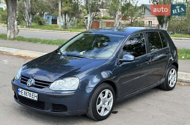 Хетчбек Volkswagen Golf 2005 в Миколаєві