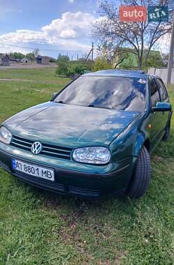Хэтчбек Volkswagen Golf 1999 в Гадяче