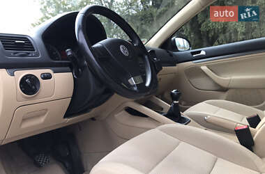 Універсал Volkswagen Golf 2008 в 