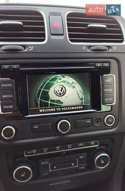 Хетчбек Volkswagen Golf 2012 в 