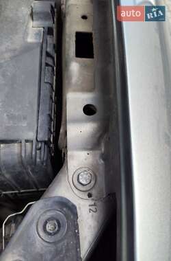 Хетчбек Volkswagen Golf 2012 в 