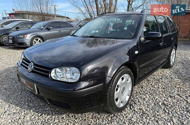 Універсал Volkswagen Golf 2001 в Коломиї