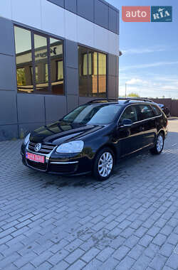 Универсал Volkswagen Golf 2008 в Ровно