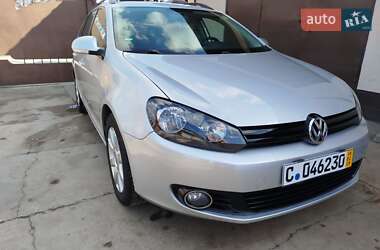 Универсал Volkswagen Golf 2010 в Тлумаче