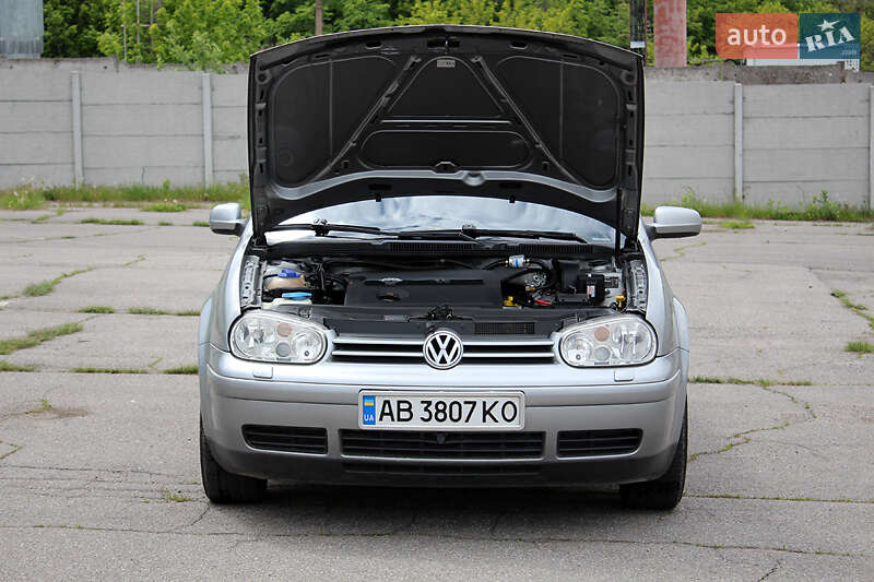Универсал Volkswagen Golf 2006 в Виннице