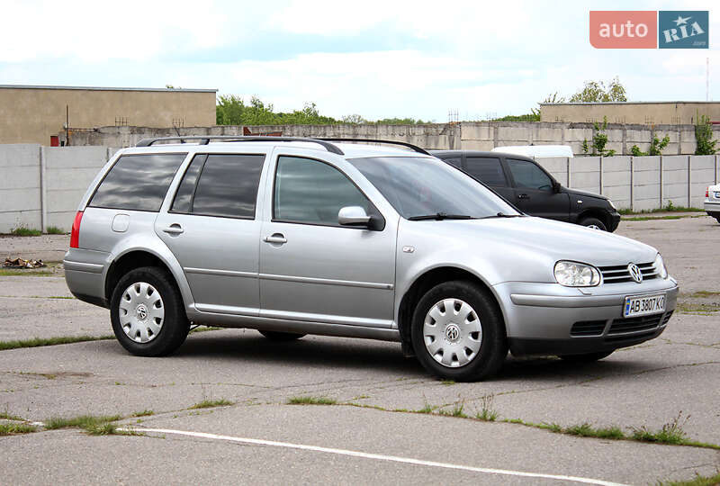 Універсал Volkswagen Golf 2006 в 