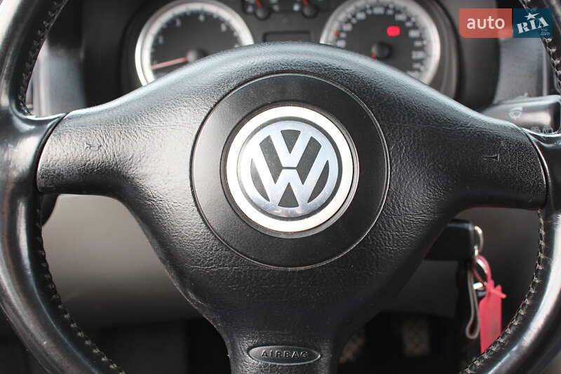 Универсал Volkswagen Golf 2006 в Виннице