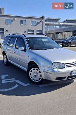 Хэтчбек Volkswagen Golf 2003 в Киеве