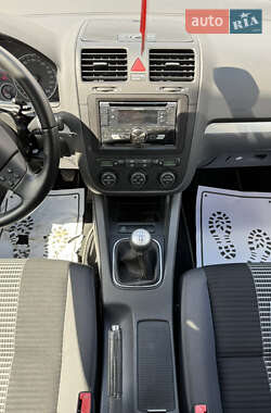Хэтчбек Volkswagen Golf 2008 в 